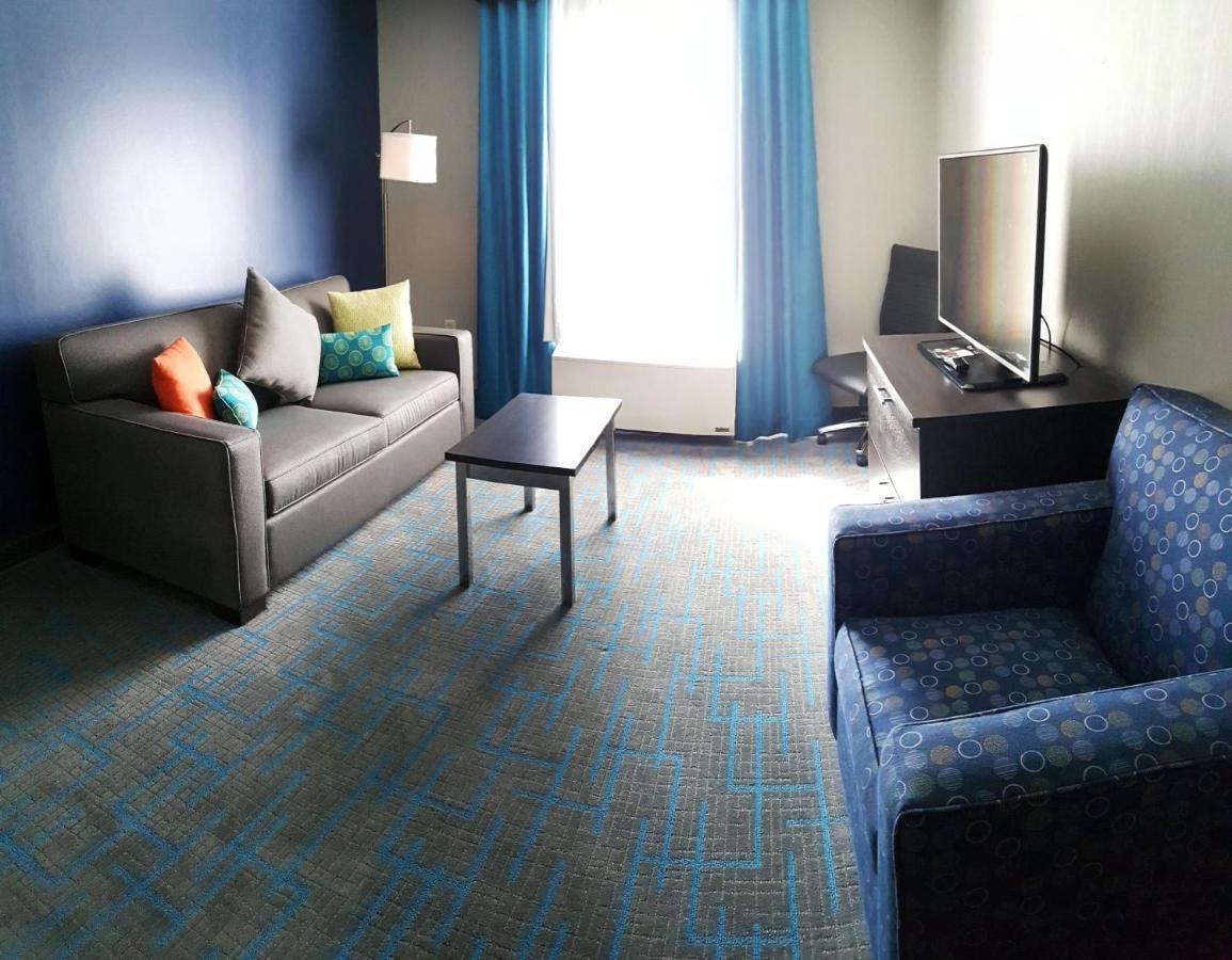 Holiday Inn & Suites Syracuse Airport - Liverpool By Ihg Εξωτερικό φωτογραφία