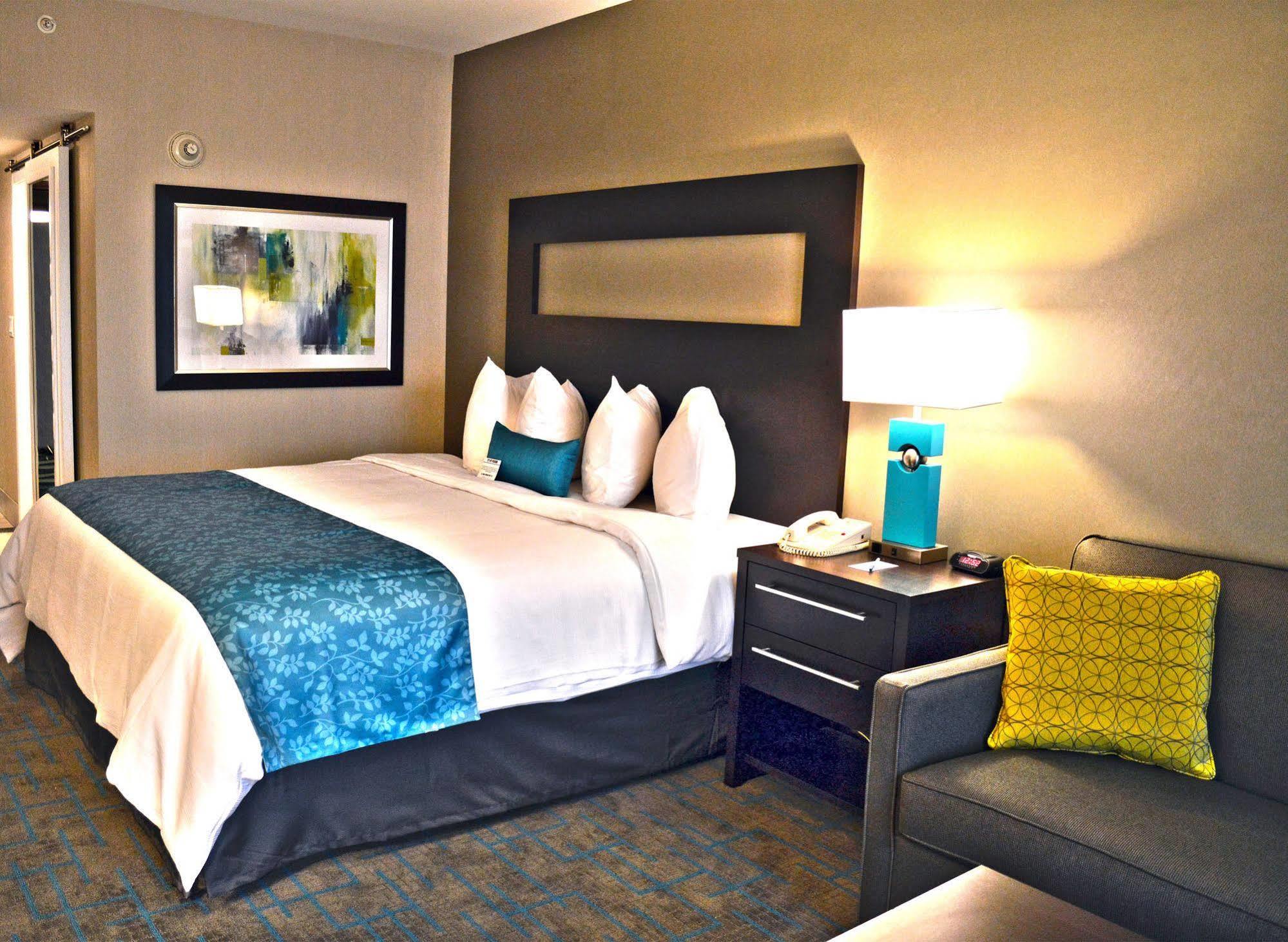 Holiday Inn & Suites Syracuse Airport - Liverpool By Ihg Εξωτερικό φωτογραφία